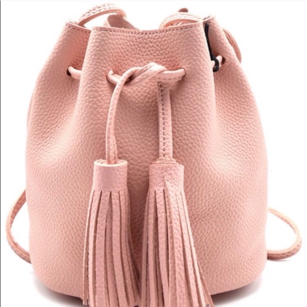 Bucket Crossbody